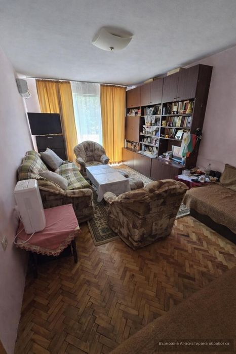 Дава се под наем Двустаен апартамент в София, Требич - 70 кв.м за 450 € - Снимка #2