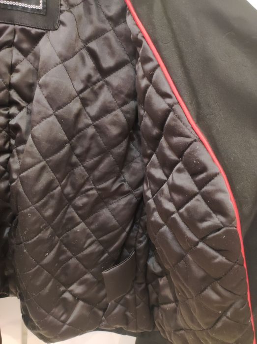 Оригинално Яке на Guess