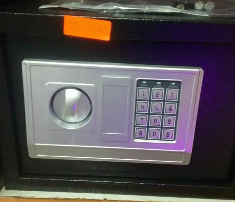 Каса сейф двойно заключване ключ и код Супер качество и цена