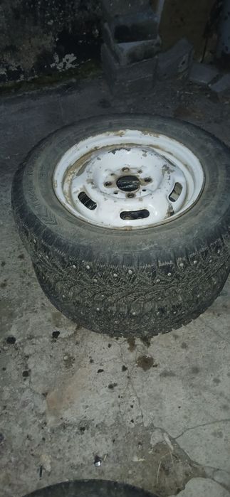 Колеса на 13 продам.