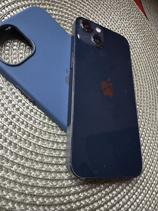 Apple iphone 13 albastru inchis