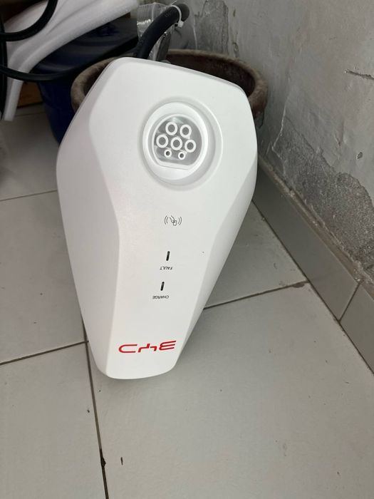 Зарядка от byd родной