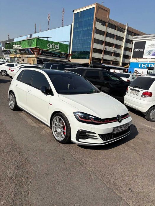 Volkswagen Golf GTI MK7.5 2020