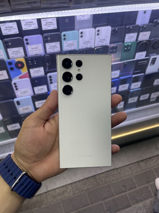 Samsung S23 ultra 12/256 gb