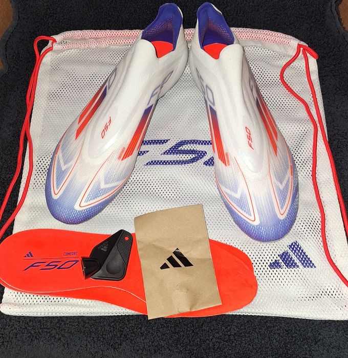 Ghete de fotbal Adidas