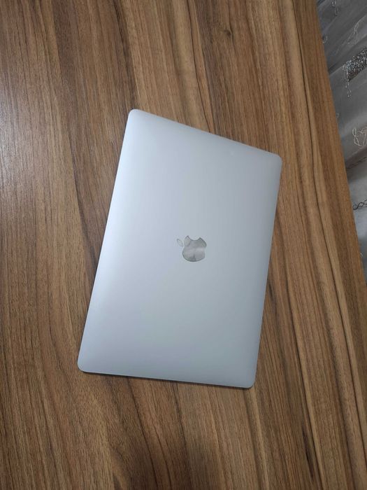 MacBook Air 2020