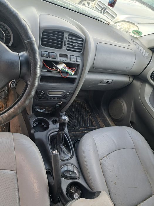 Хюндай Санта Фе 2.4 I Hyundai Santa Fe 2.4 I САМО НА ЧАСТИ