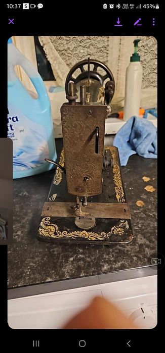 Masina de cusut veche