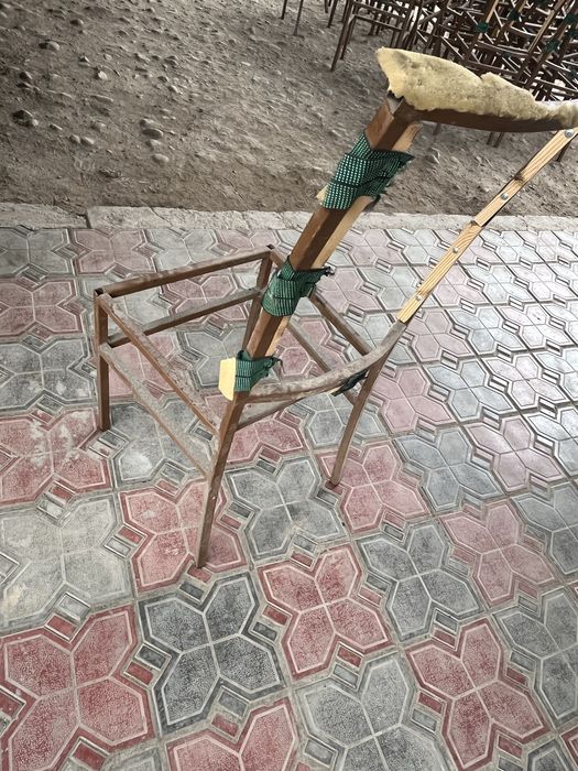 Продам каркасы стульев