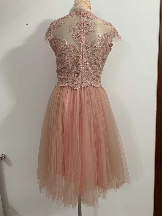 Vand rochie eleganta, super pret!