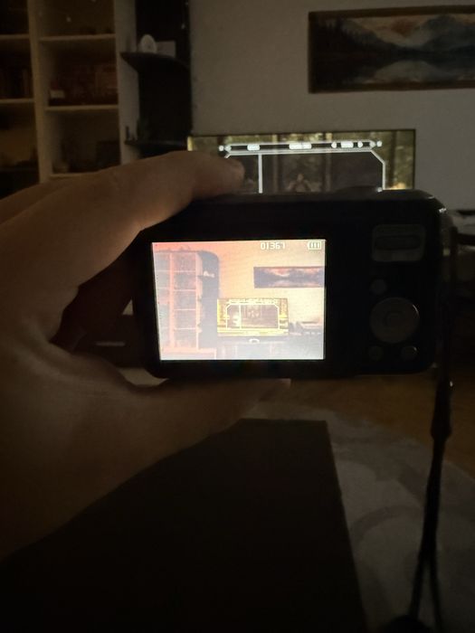 Vând Cameră Samsung ES65