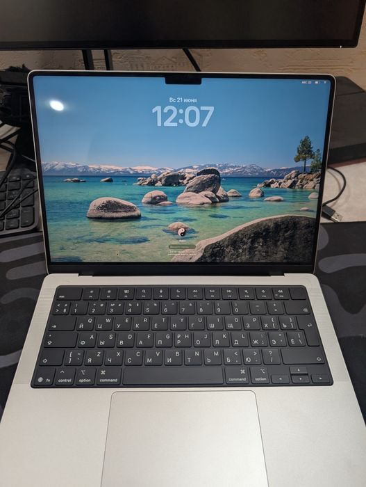 MacBook 14 Pro M5 15/512