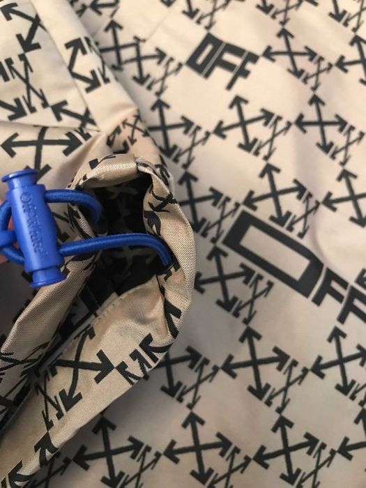 Off-White geaca L-XL oversize, originala, retail 1190 euro