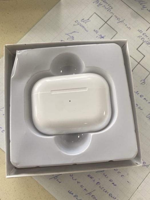 Наушники Airpods новенький