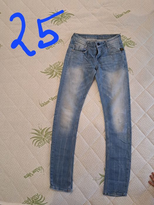 Запазени дамски дънки