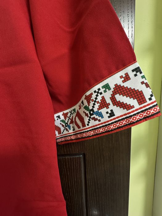 Сукман с принтирани народни мотиви