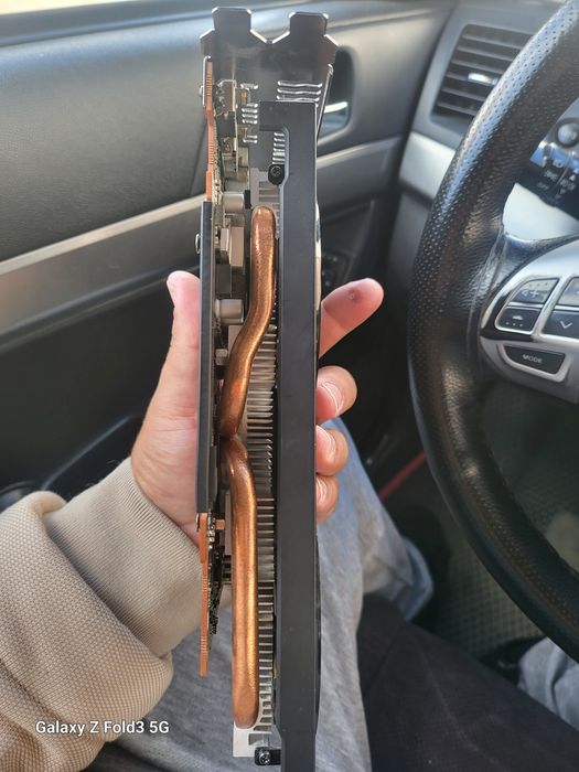Видеокарта 5500ХТ 8 Gb