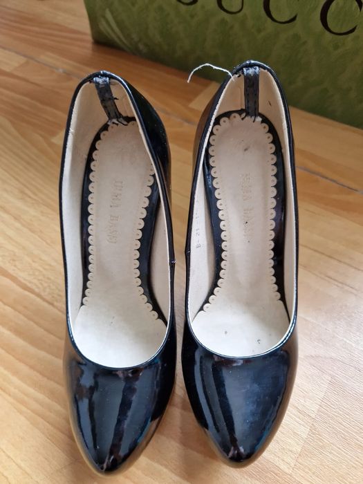 Продам туфли на платформе.