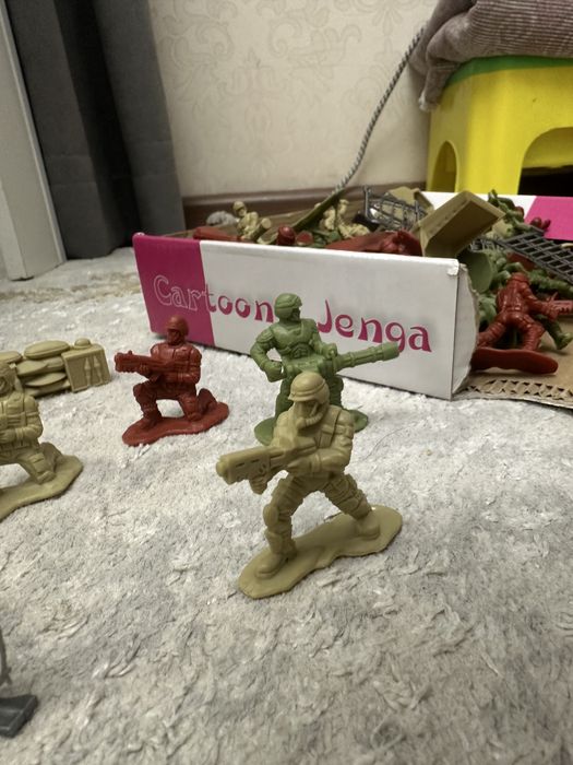 Солдатики, игрушка , солдаты