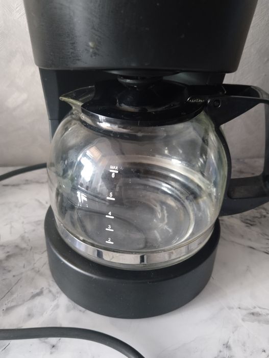 Кофеварка. MAXWELL.