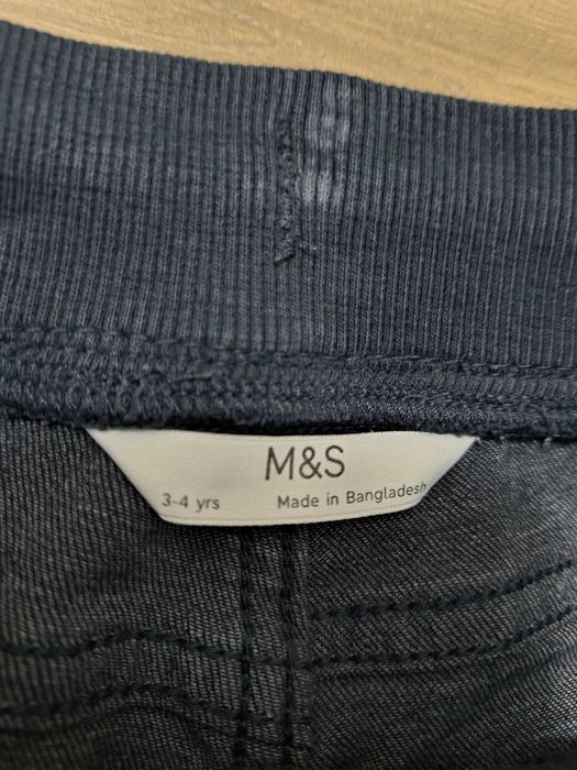 Pantaloni băieți 3/4ani M&S