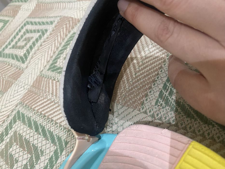 Продаются сноубордические крепления Flux. Под ботинки 38 размера