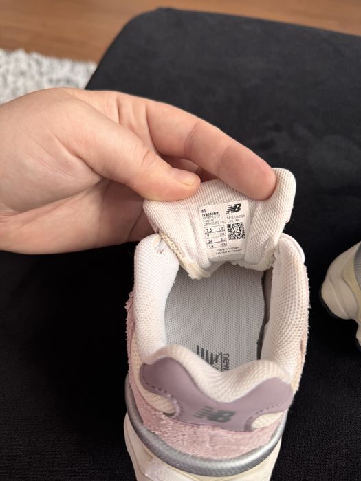 New balance 9060