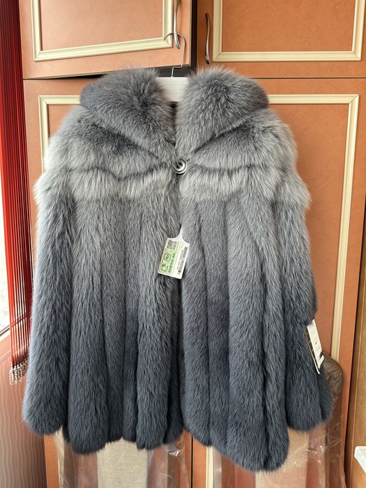Шуба новая песцовая