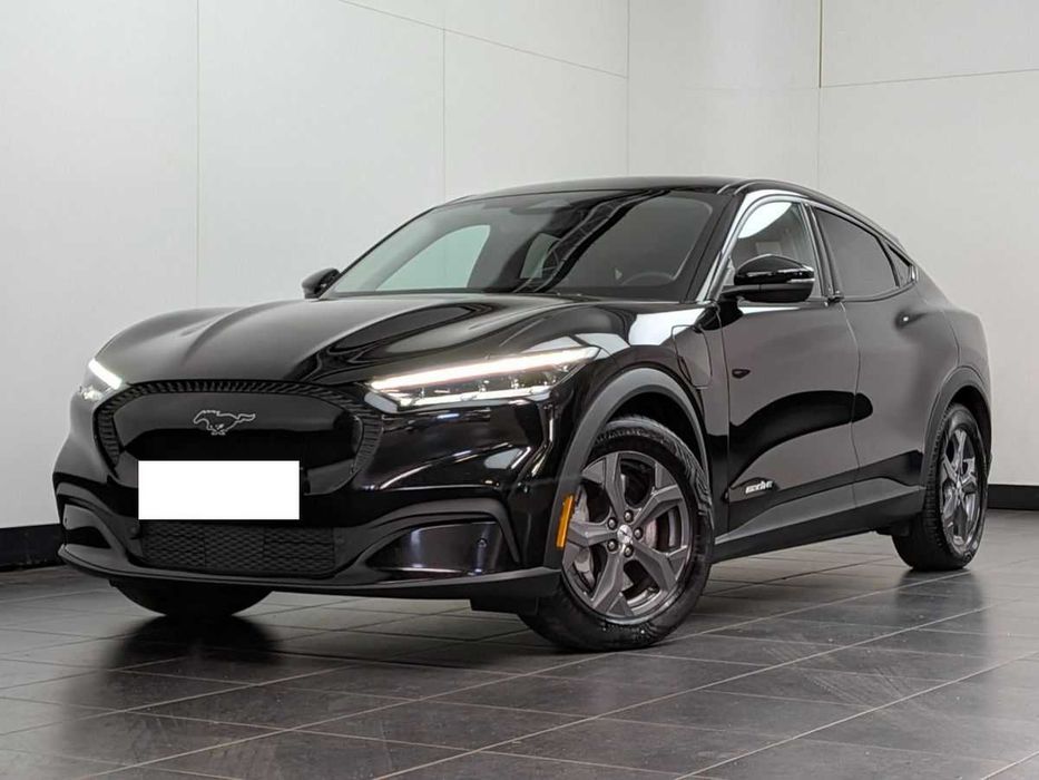 Ford Mustang Mach-E electric drive 198kW 269ks 76kwh