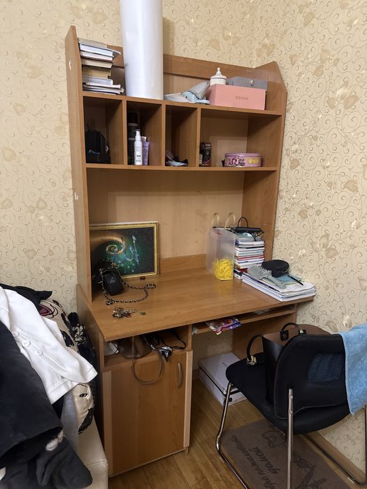 Письменный стол