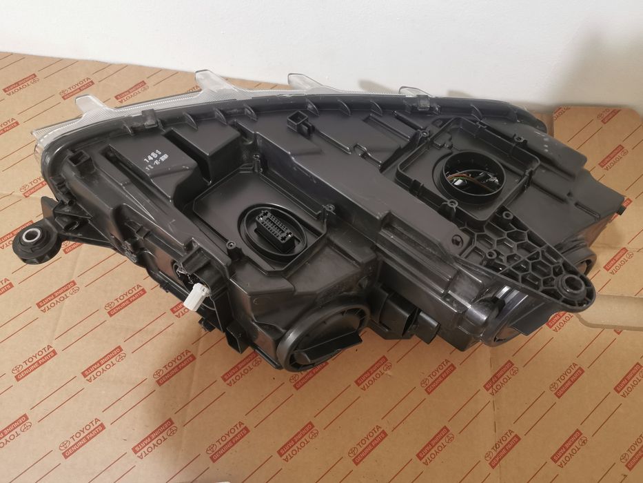 Far stânga skoda octavia an 2013 /2017