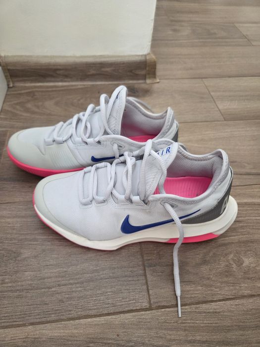 Маратонки NIKE  36,5, 23 см стелка