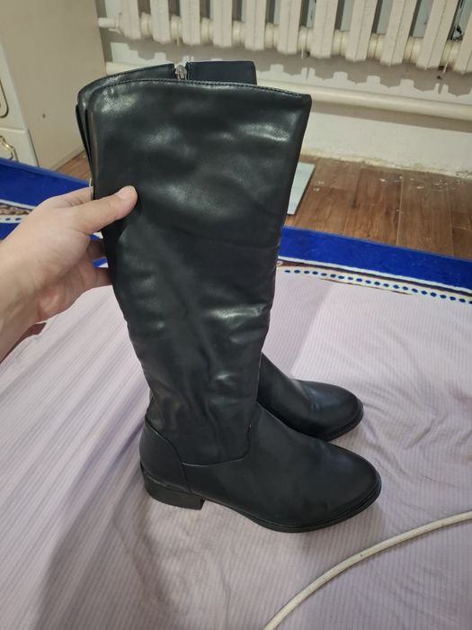 Продам зимнии женскиие