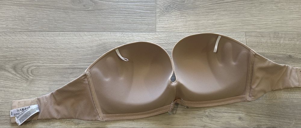 Сутиени Wonderbra
