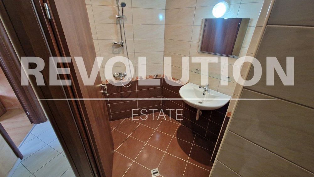 Тристаен апартамент  в гр.Варна, Лятно кино Тракия!