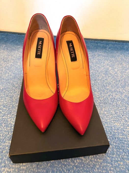 Vand stiletto Musette, model Ela