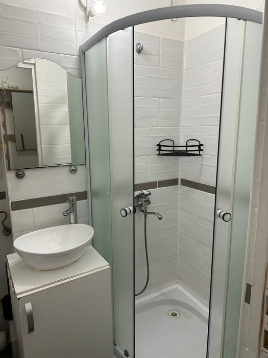 Vând apartament 2 camere