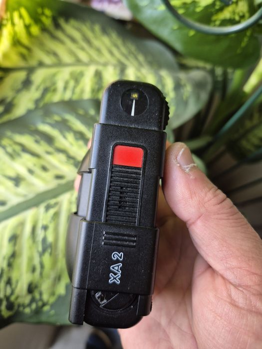 Olympus XA2 fara blitz