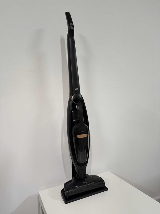 Безжична Прахосмукачка AEG QX6-1-45AN | Работи Перфектно | 99€