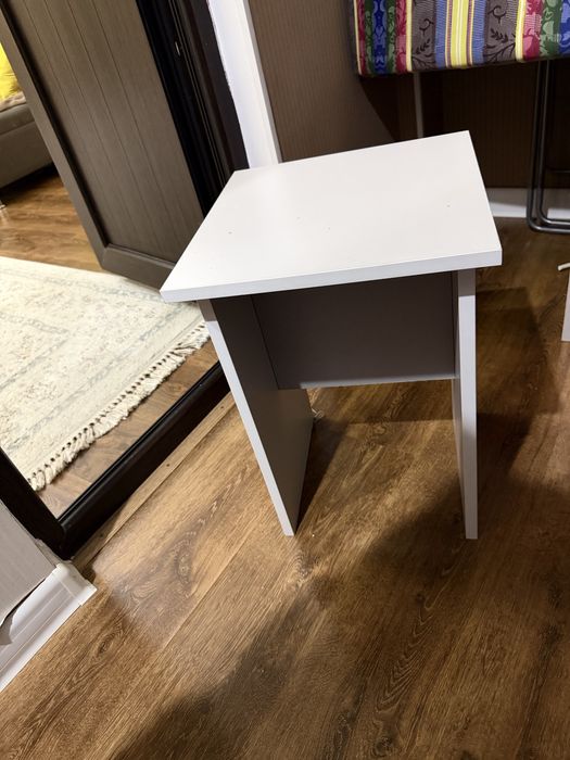 Продаю Табуретки