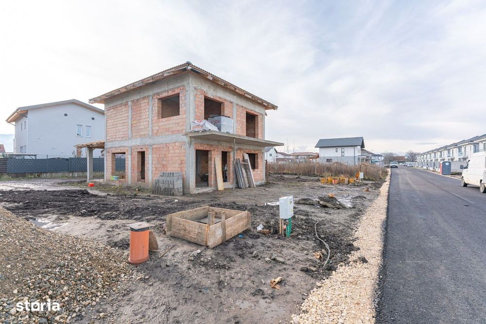 Vânzare Casă Individuală 134 mp, acces asfaltat și toate utilitățile