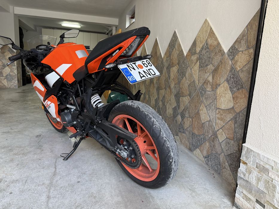 Ktm rc 125 2017.
