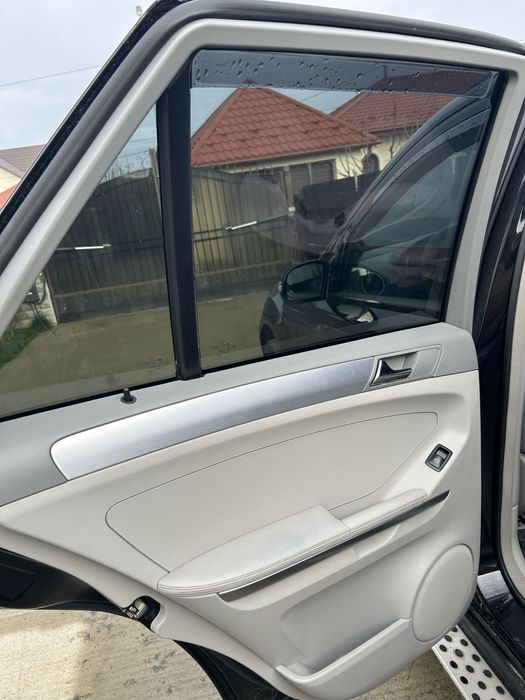 Vand Mercedes ML 320
