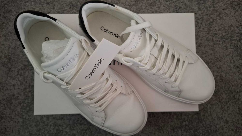 Calvin Klein Ниски маратонки в Бяло