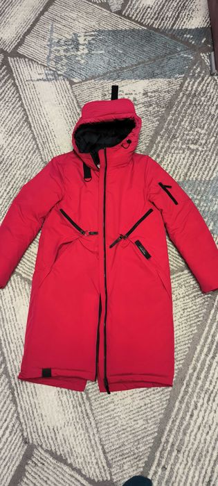 Продам верхнюю одежду