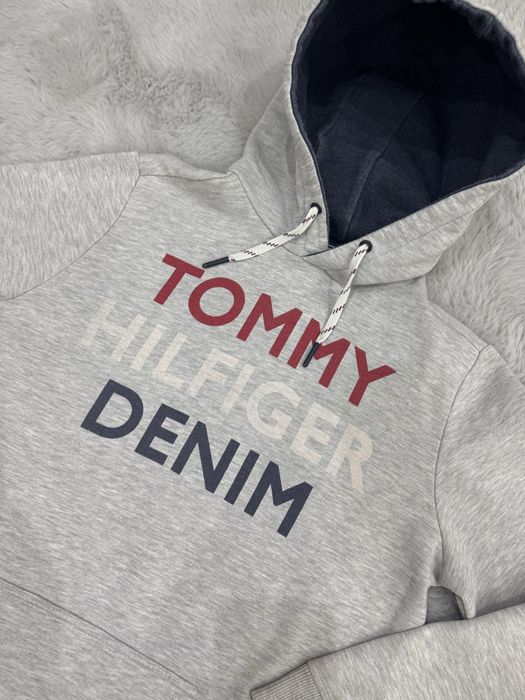 Мъжки суитшърт TOMMY HILFIGER . Размер М