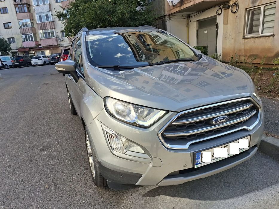 Ford EcoSport an 2023 benzina full clima scaune senzori camera