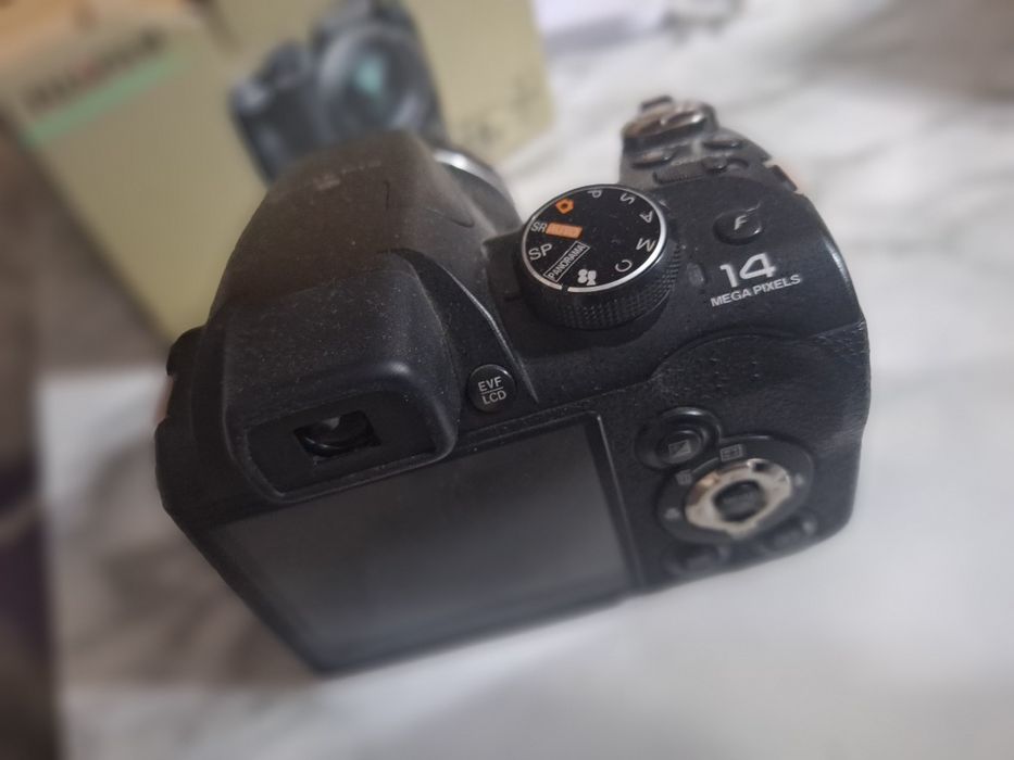 камера Fujifilm FinePix S3200