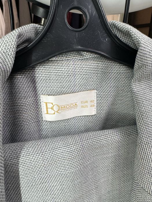 Костюмы с брюками