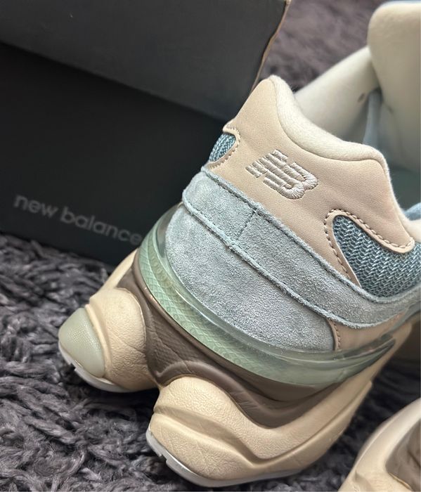 Adidasi new balance 9060